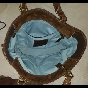 Coach Bag/Wristlet set Embossed Serial H05Q8B03